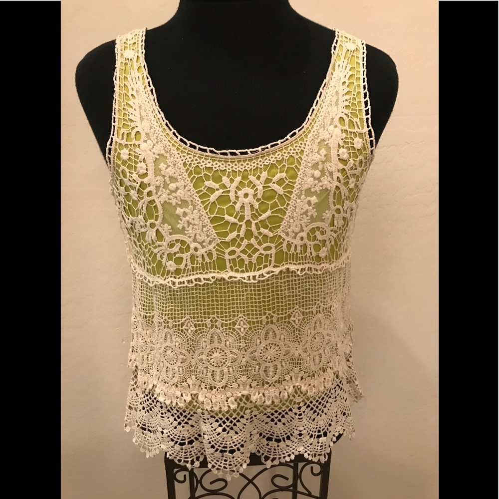 Crocheted CHARLOTTE RUSE Sz L/xL TOP